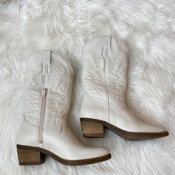Steve Madden Hayward White Leather 